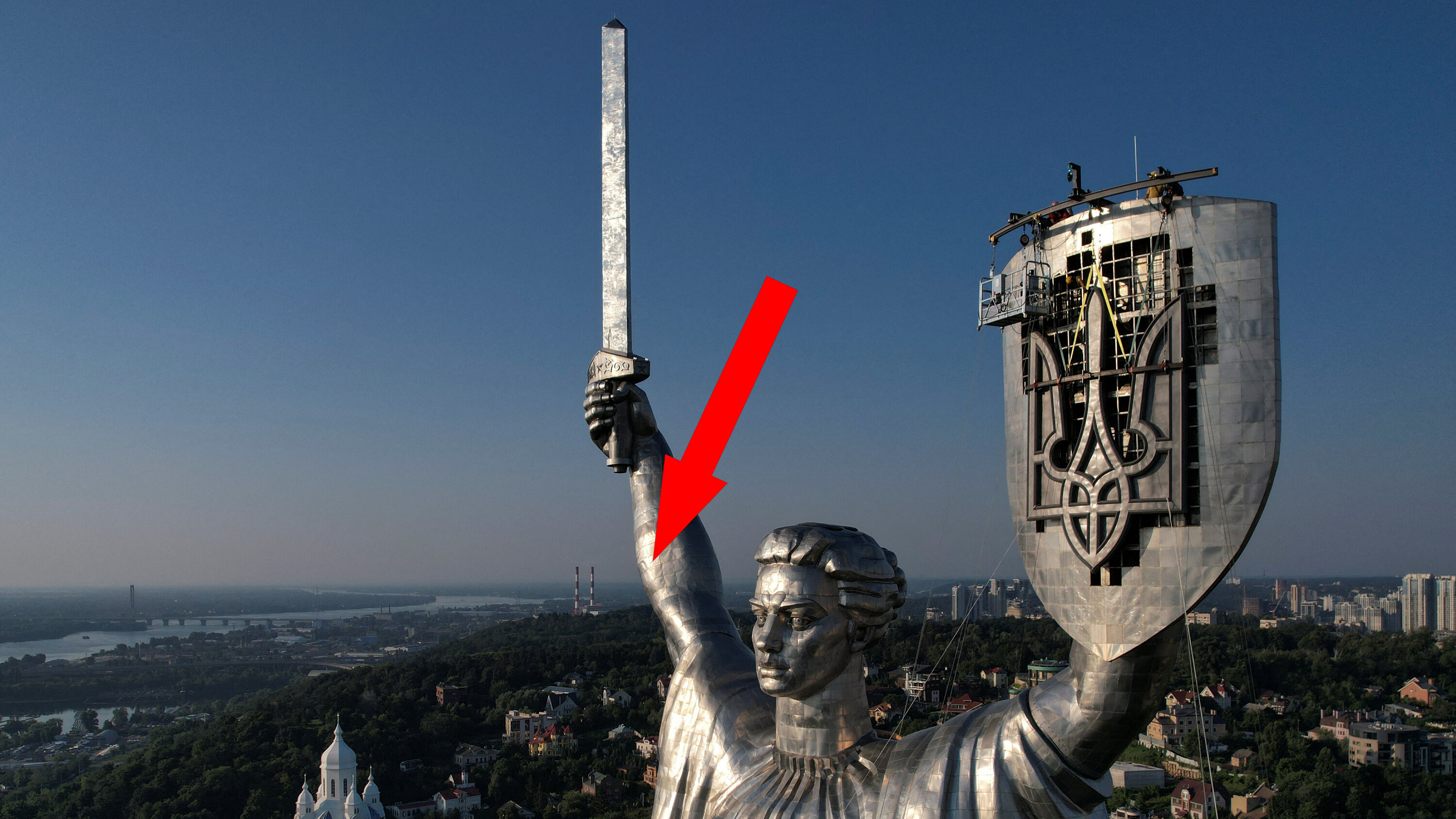 Мать-Родина: символ величия и стойкости