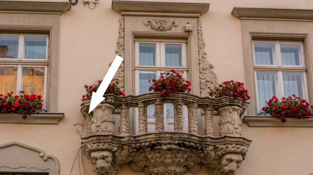 Краски архитектуры: разгадка эркеров, балконов и колонн